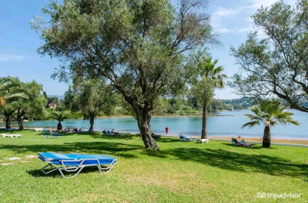Govino Bay Luxury Beach Loft Apartment Danilia Bagian luar foto