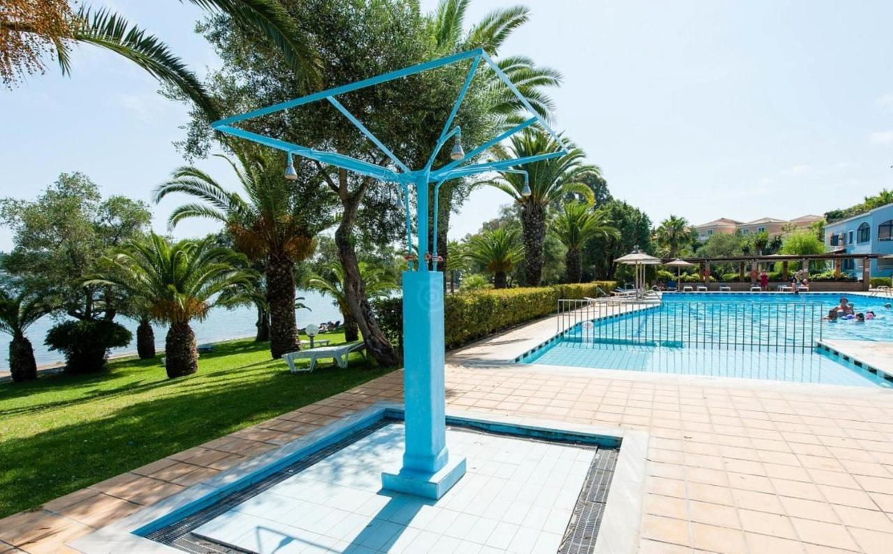 Govino Bay Luxury Beach Loft Apartment Danilia Bagian luar foto