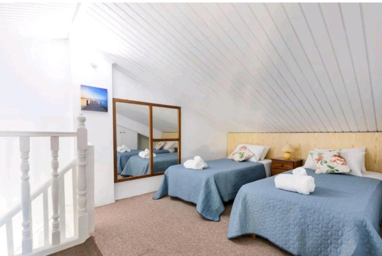 Govino Bay Luxury Beach Loft Apartment Danilia Bagian luar foto